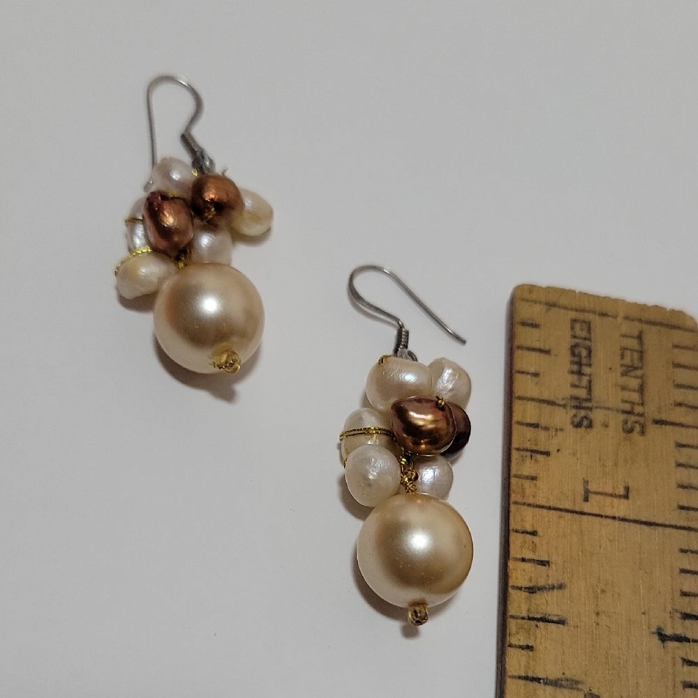 Vintage Wire & Pearl Earrings